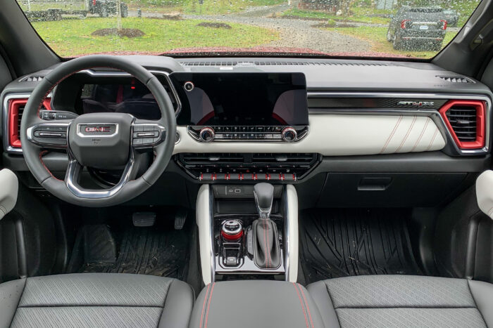 2023 GMC Canyon AT4X