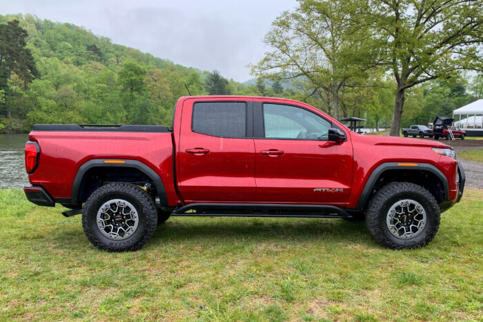 2023 GMC Canyon AT4X