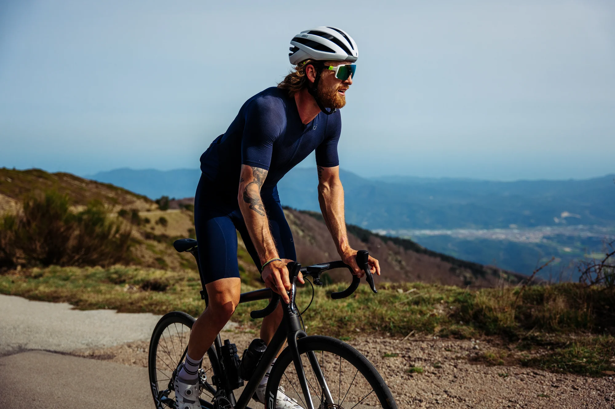 jack ultracyclist thompson cycling on a high plateau