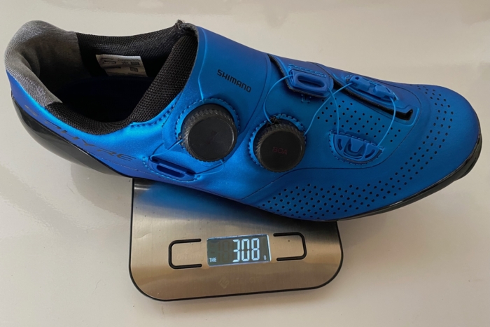 weighing the Shimano XC9 mountain bike shoes