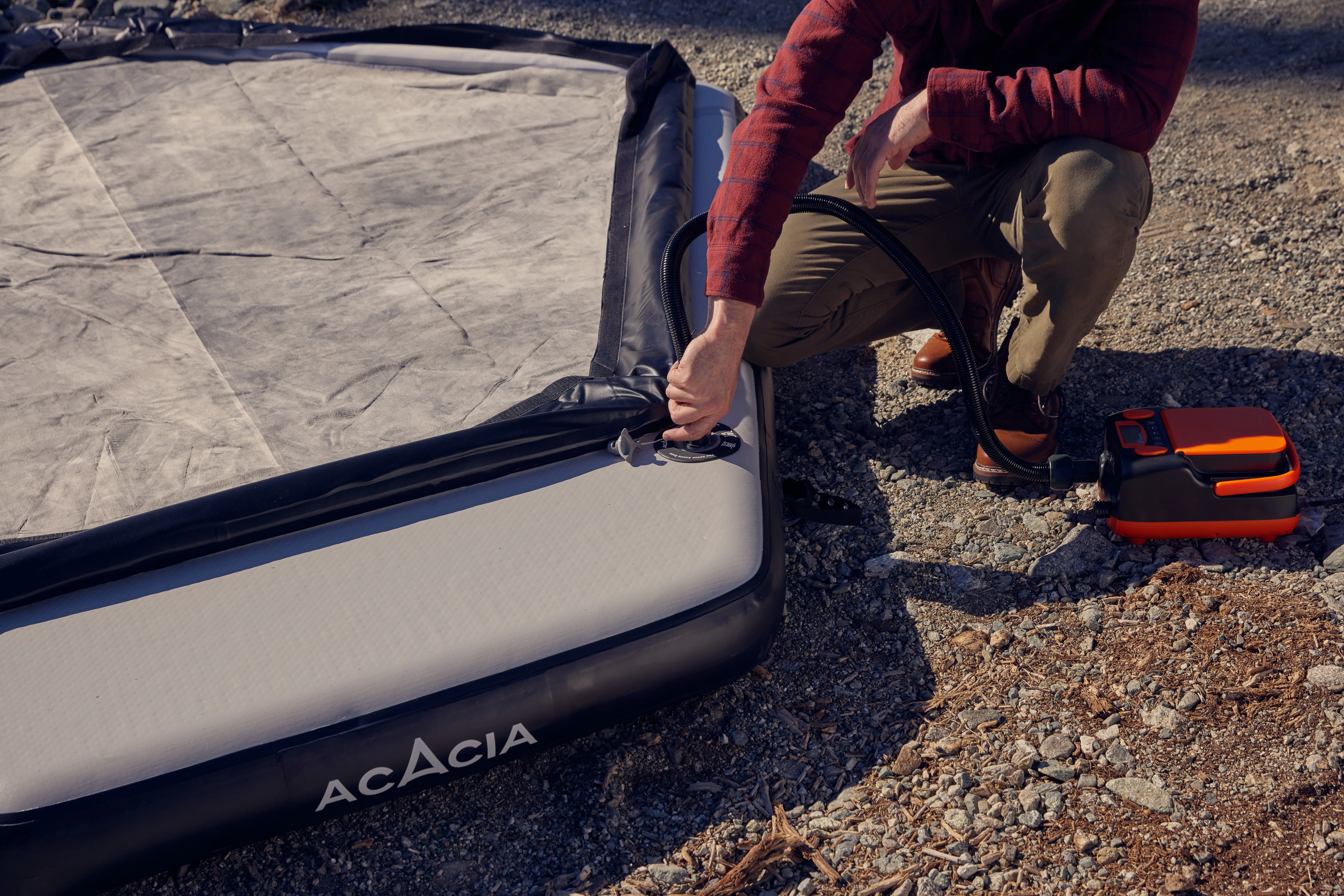 Space Acacia has an inflatable floor that makes it a floating tent; (photo/Acacia)