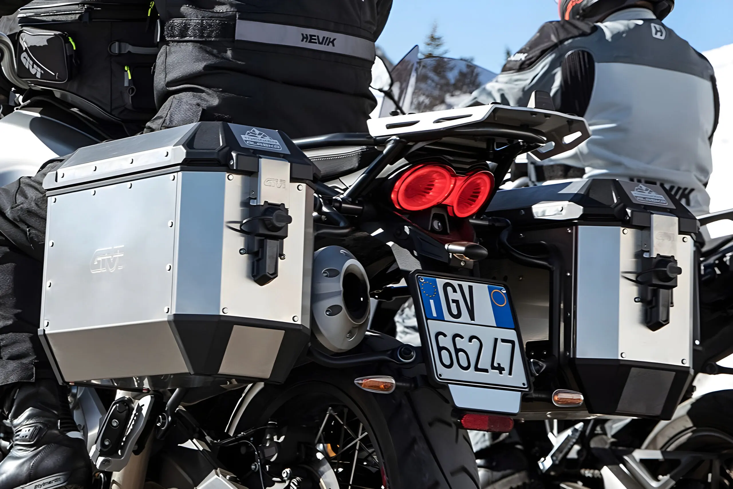 Givi Trekker aluminum side cases