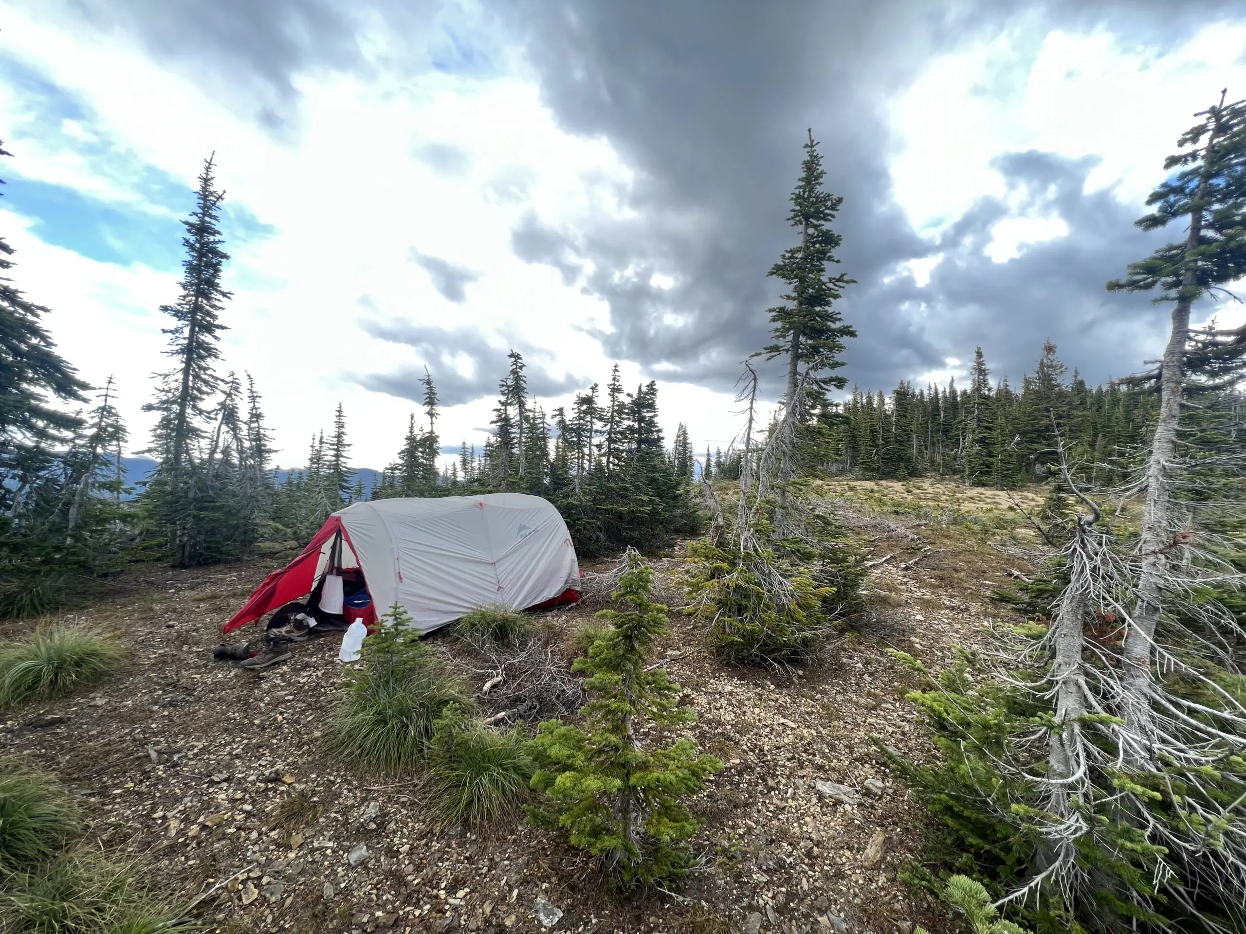 Testing the RightOnTrek backpacking gear rental system