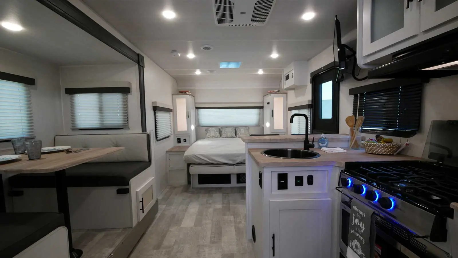 Forest River No Boundaries 20.3 UnPlugged Package