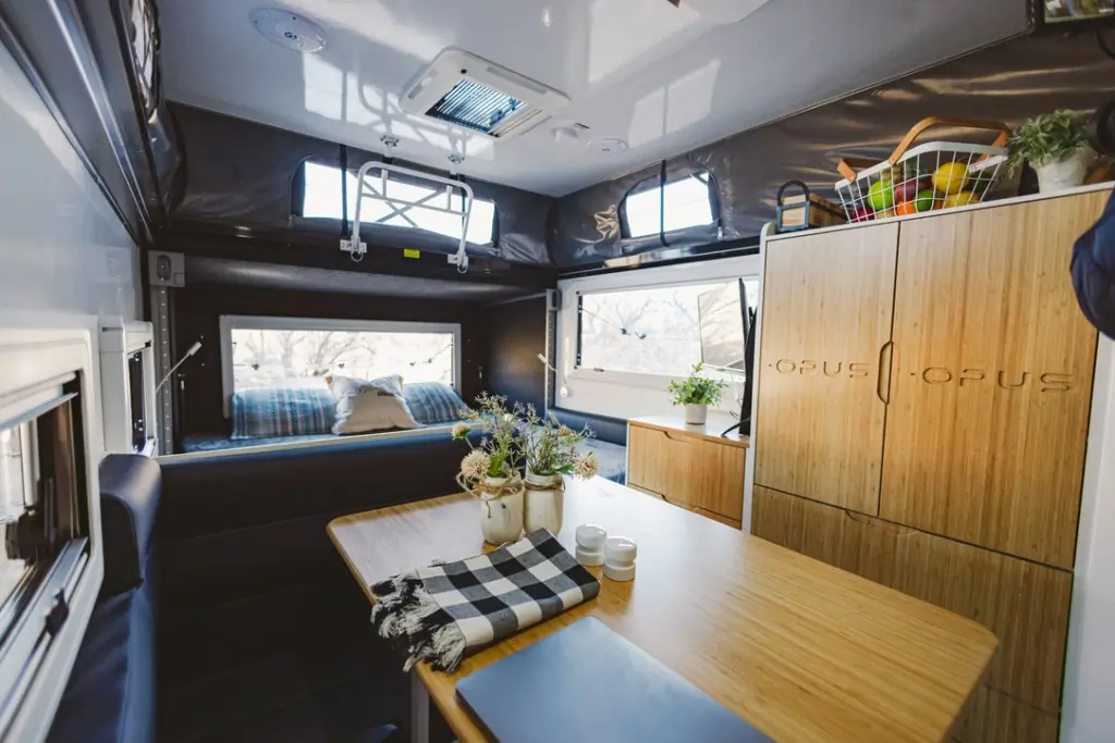 Opus Camper OP15