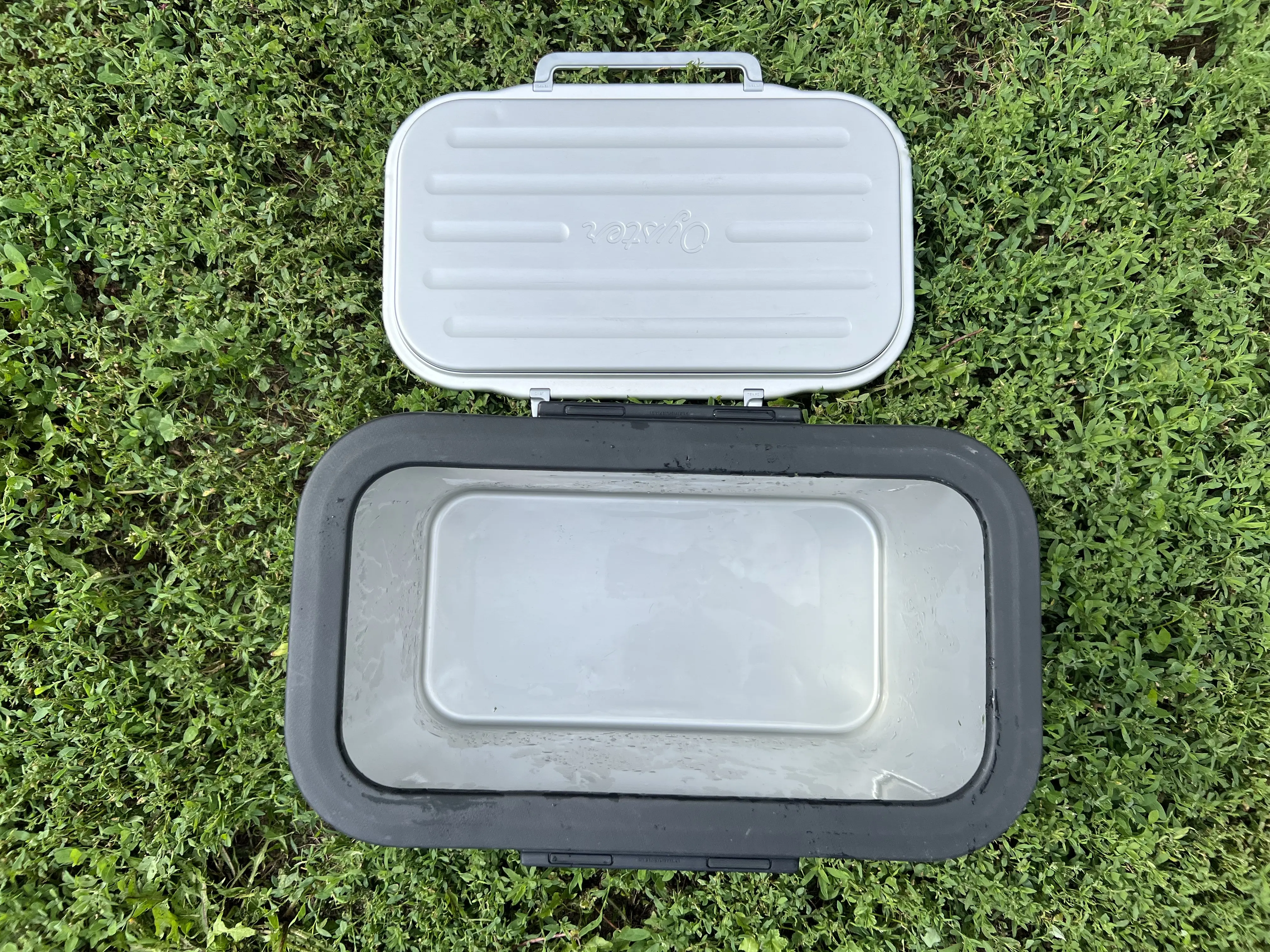 Oyster Tempo Titanium Cooler