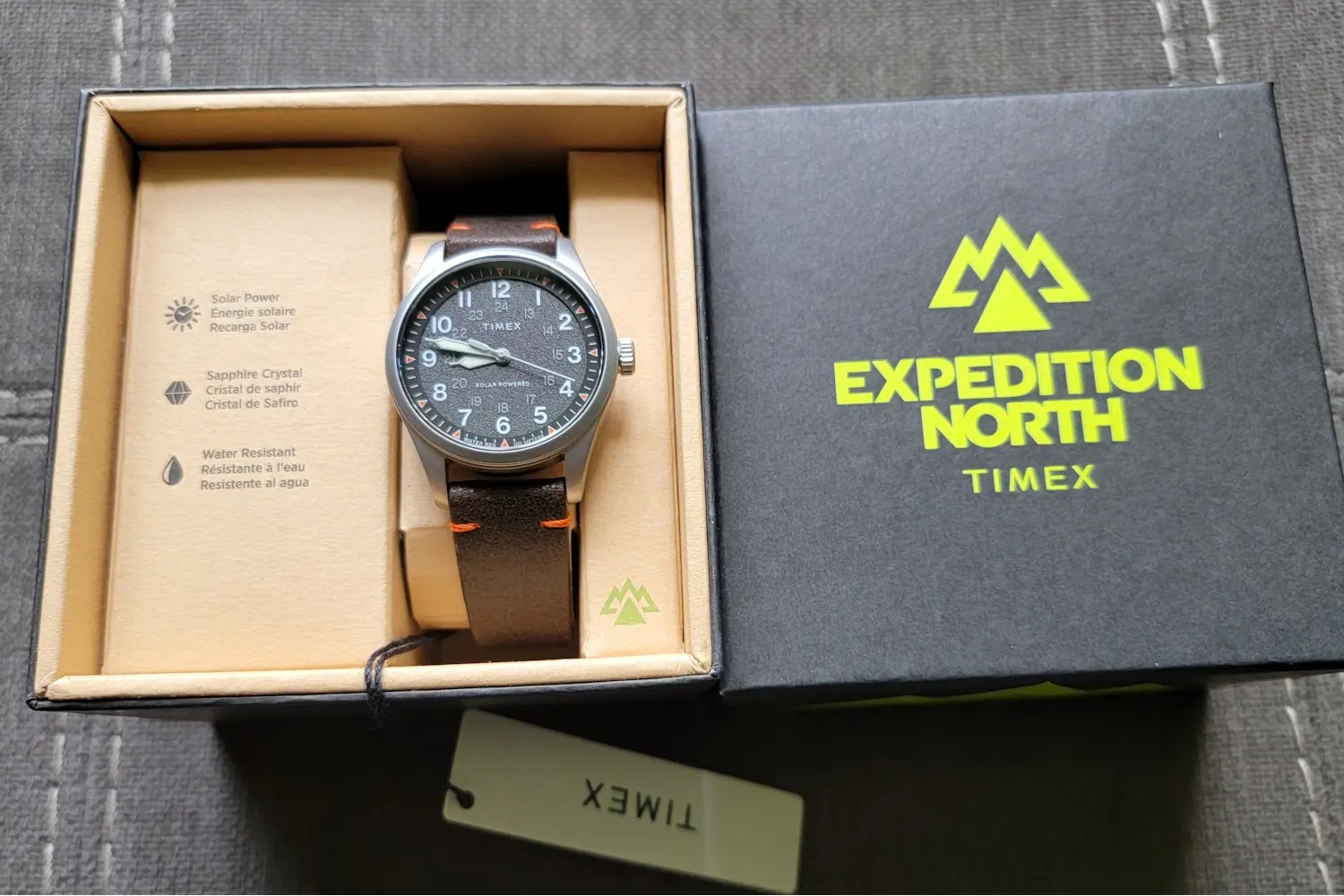 TIMEX EXPEDITION NORTH ソーラー タイメックス」のアウトドアに最適なソーラー充電で4か月駆動