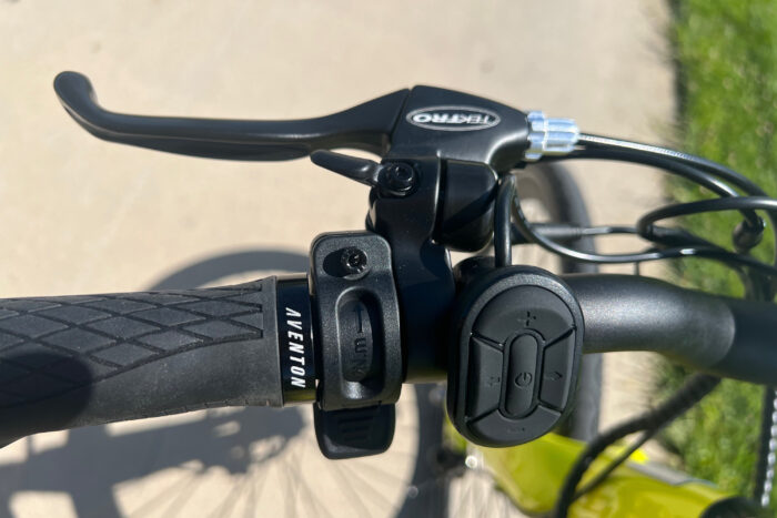 Aventon Soltera.2 controls