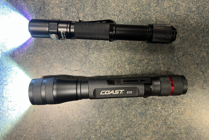 Coast G32 versus Thrunite Archer flashlights
