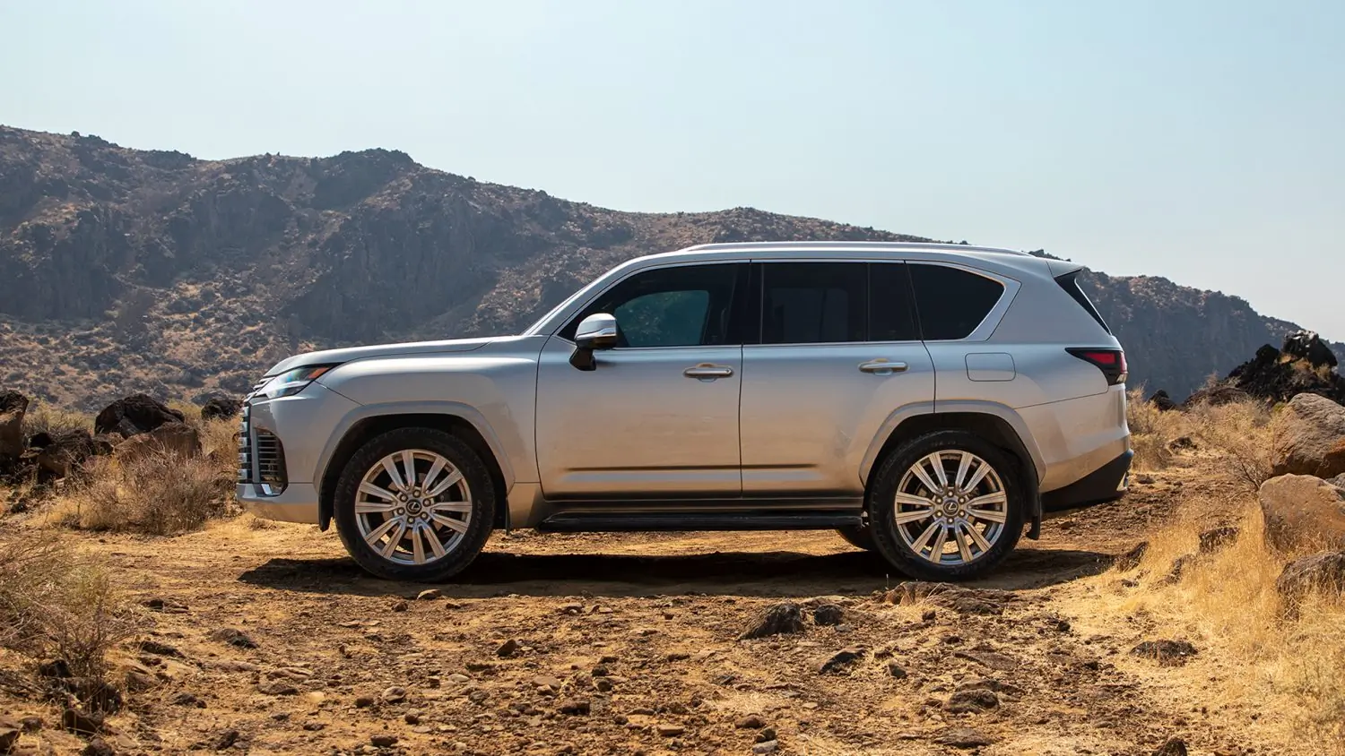 2022 Lexus LX Ultra Luxury