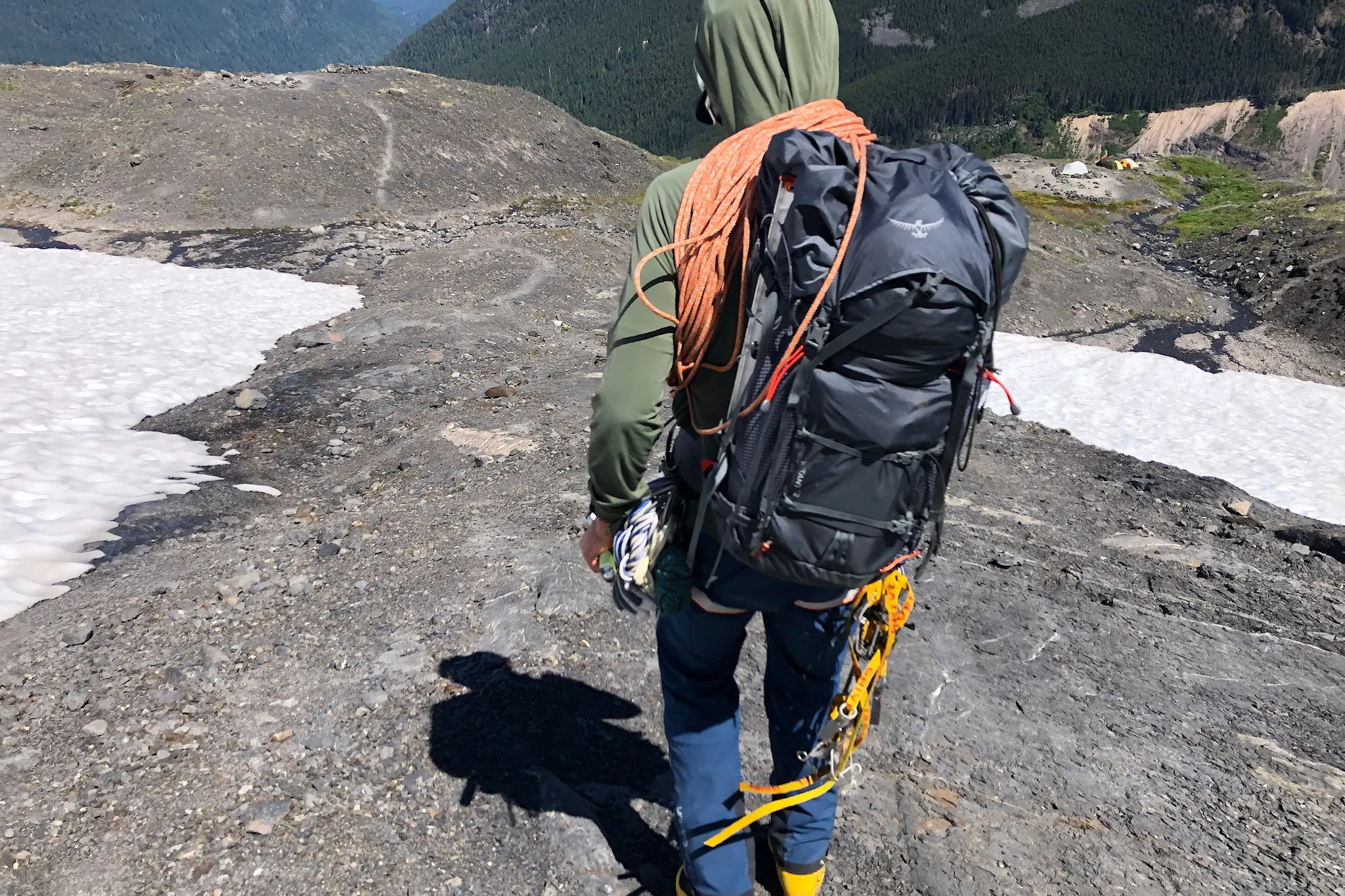 Mutant 52L - features and backpacking gear