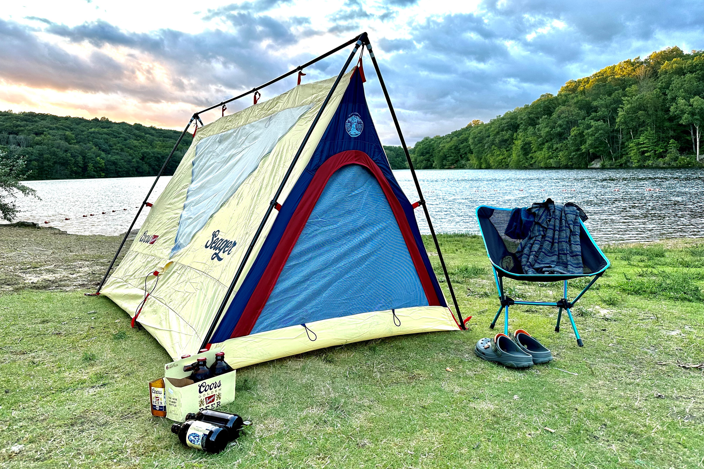 Seager – Coors Banquet Free Range A-Frame Tent