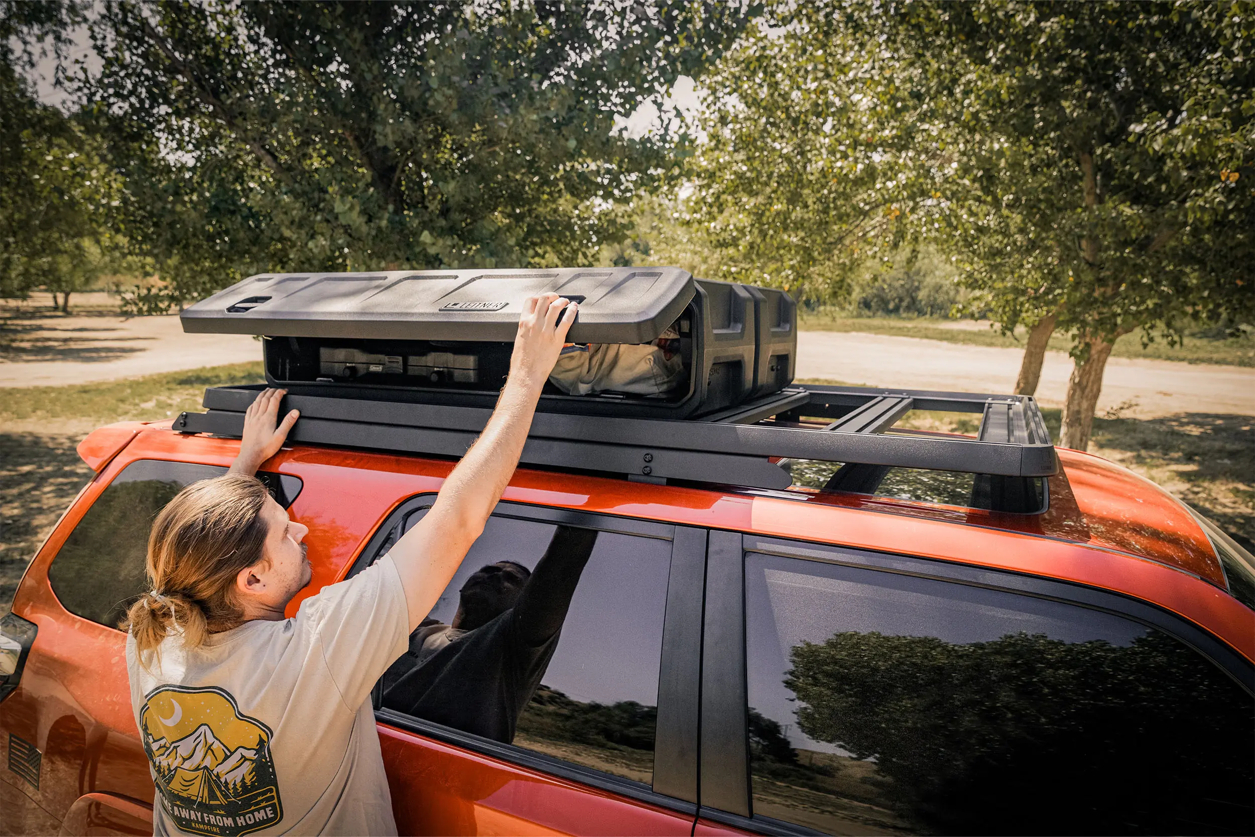 Leitner Streamlines Roof Rack Storage With Internally Latching, Side-Entry Gear Boxes