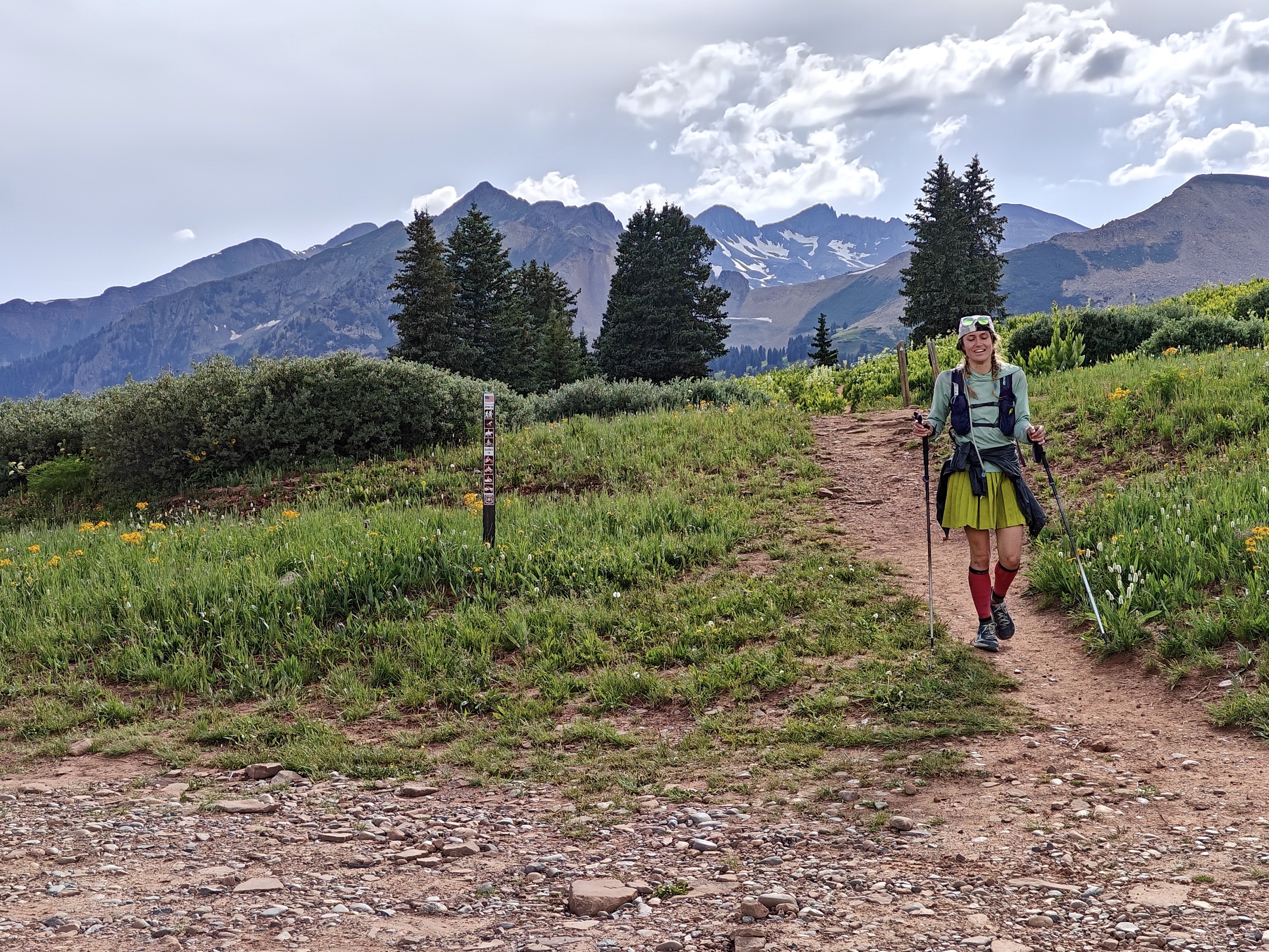 Tara Dower setting a new Colorado trail FKT.
