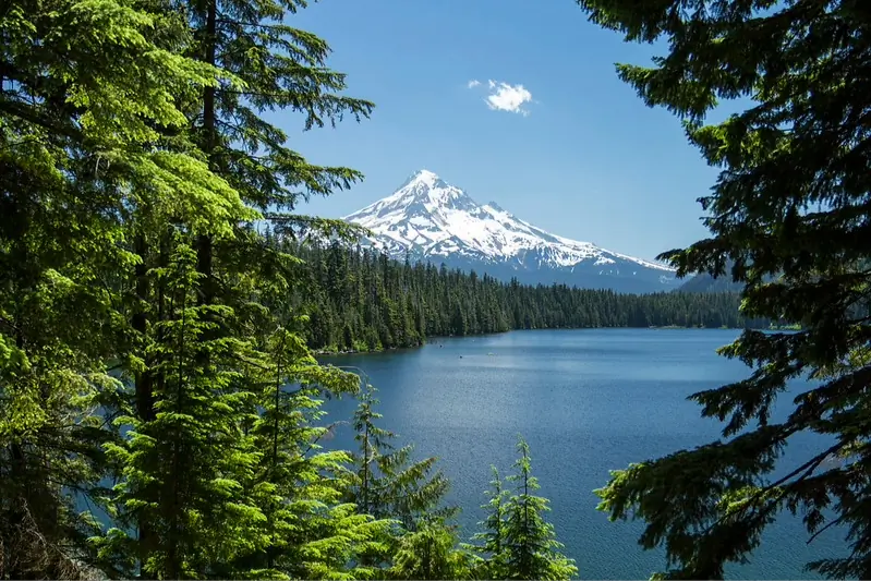 Lost Lake at Mount Hood; (photo/Bonnie Moreland via Flickr)