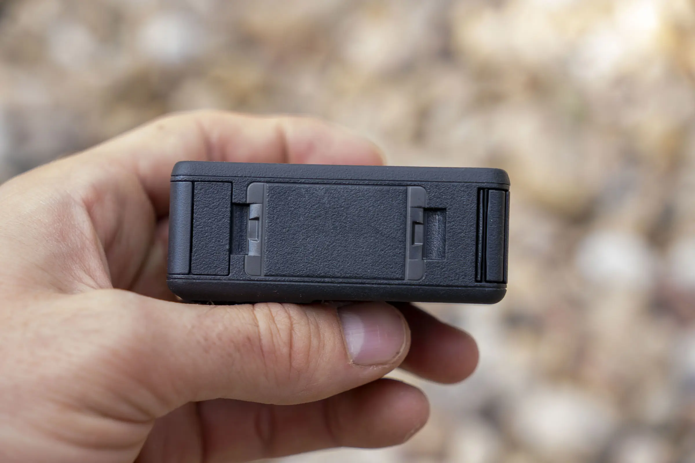 DJI Osmo Action 4 - Divots & Magnets