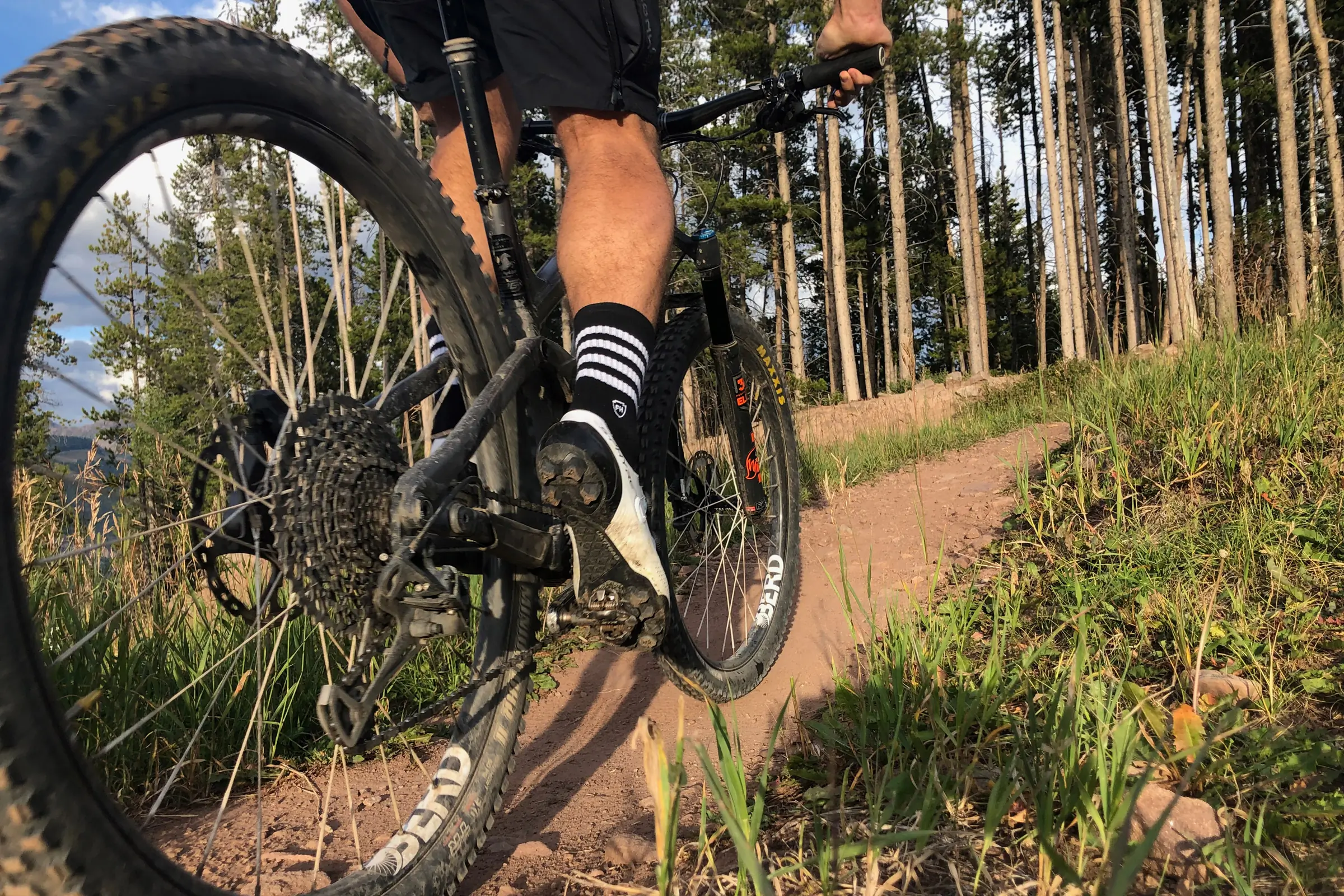 mountain bike ride using the shimano s-phyre xc902 shoes comfortable fit