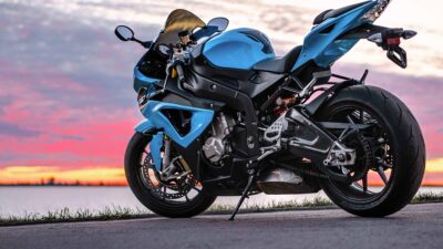 BMW Issues ‘Do Not Sell’ Notice for Gas-Powered Motorcycles