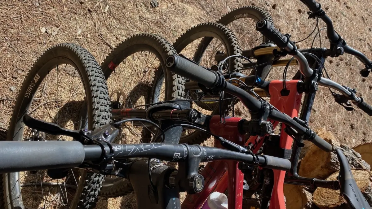 How to Choose Mountain Bike Grips: Expert Tips