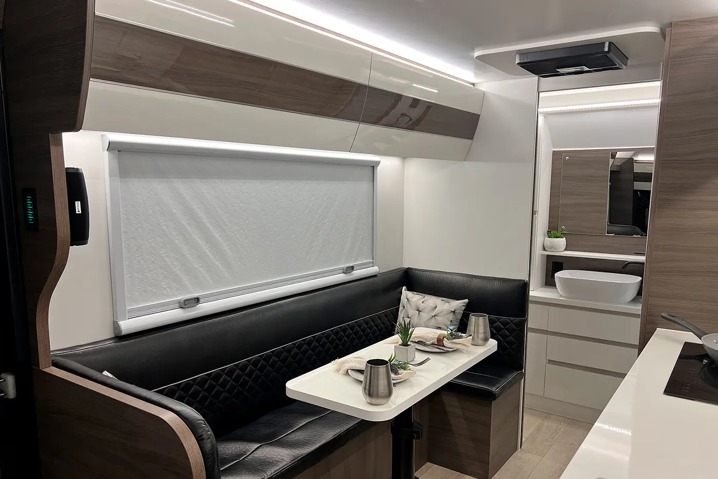 Imperial Outdoors ExploreRV X195