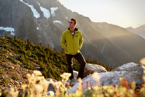 Testing synthetic jackets in the N. Cascades.