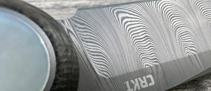 Pursue knife damasteel blade