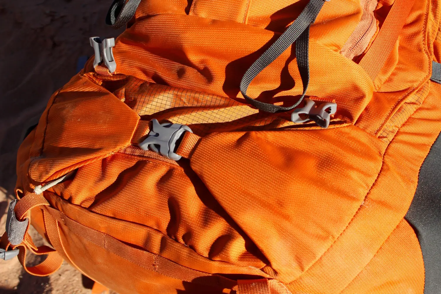 bridger 65 backpacking pack straps