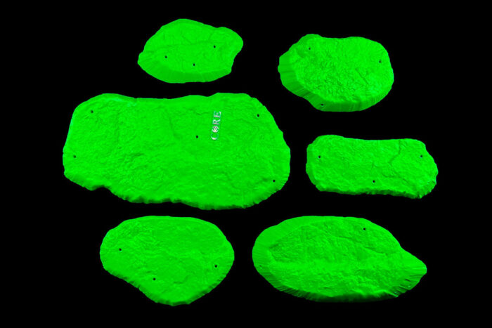 burden-of-dreams-holds