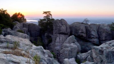 18-Year-Old Dies in 90-Foot Fall Her Second Time Climbing