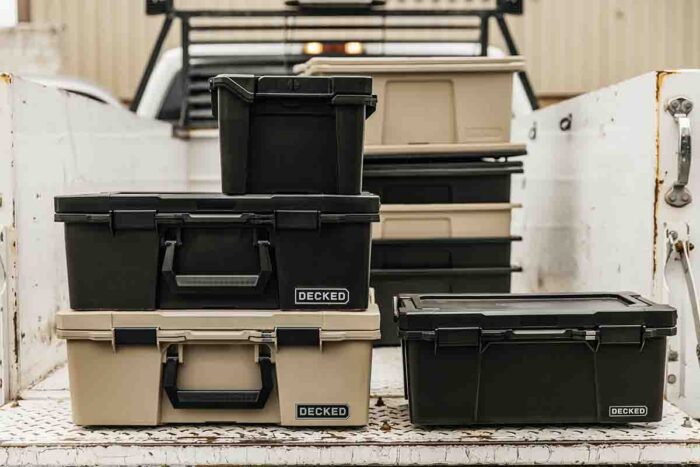 Decked D-co cargo boxes