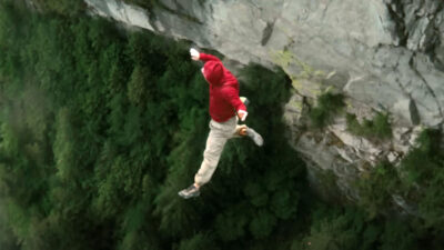 In Short Film ‘Hurt,’ Veteran Faces PTSD Through Free Soloing