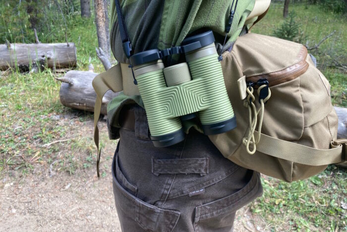 field issue 10x32 waterproof binoculars