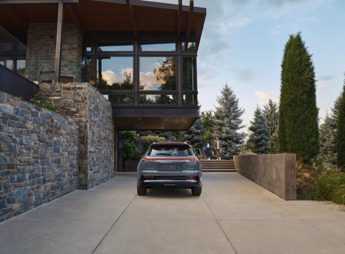 2025 Toyota Crown Signia