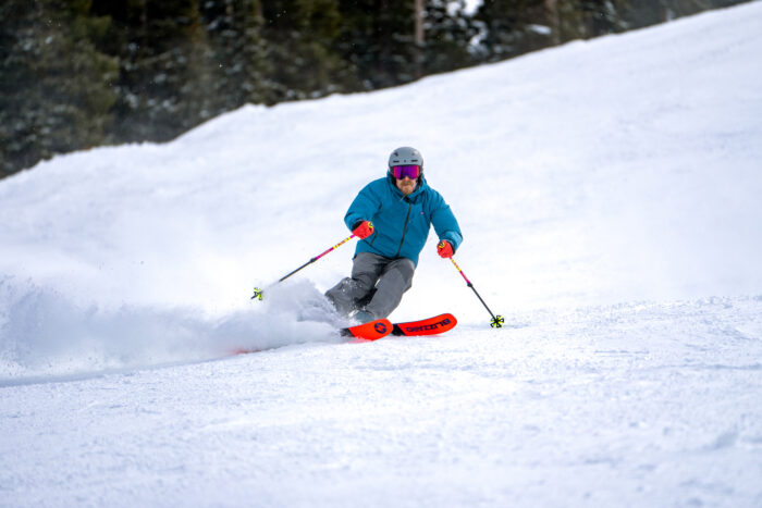 testing all-mountain skis 