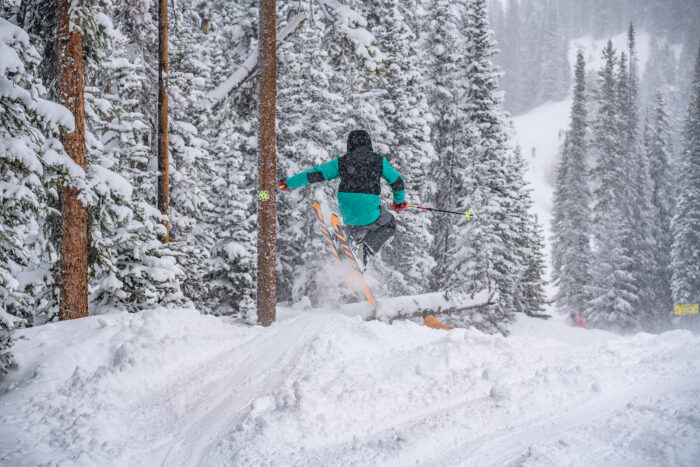 testing all-mountain skis 