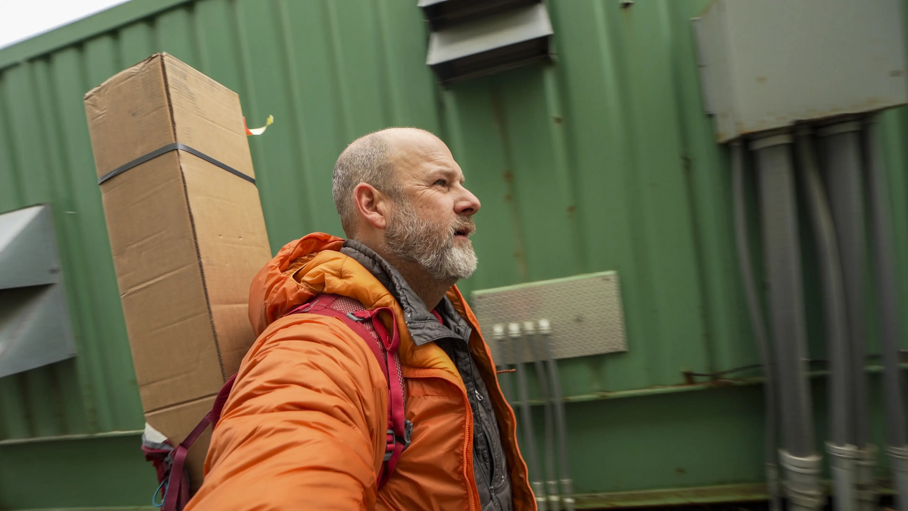 camper van breakdown in Deadhorse Alaska