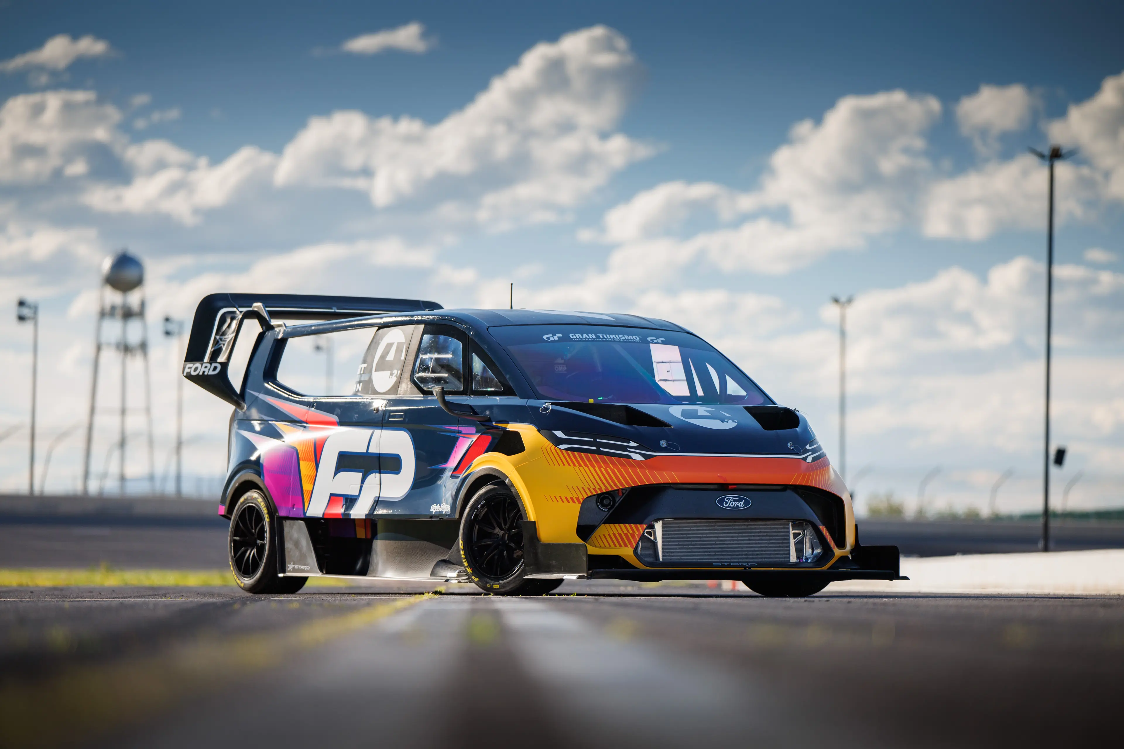 Fast Van, Big Mountain: Ford SuperVan 4.2 Takes on Pikes Peak