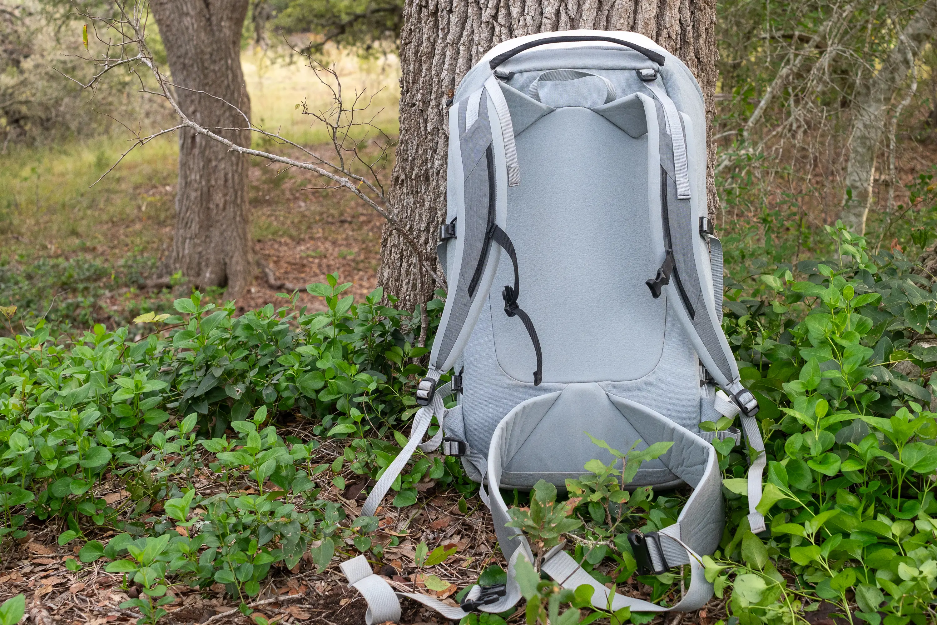 Arc'teryx Konseal 40 Review: An Absolute Head-Turner Crag Pack