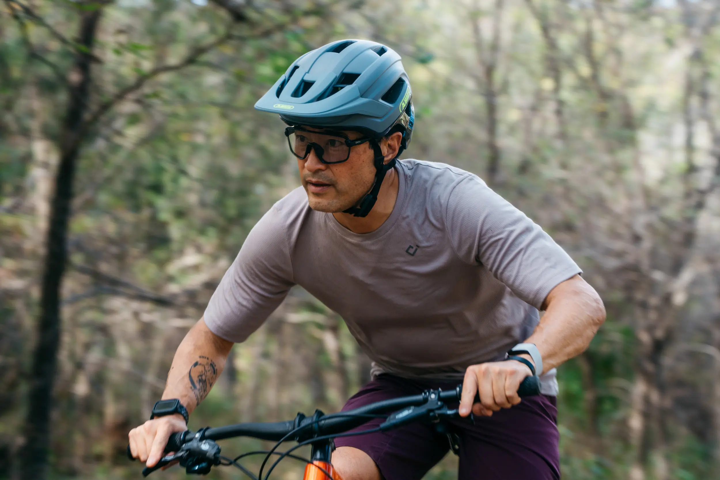 Smith Bobcat cycling sunglasses on Seiji Ishii