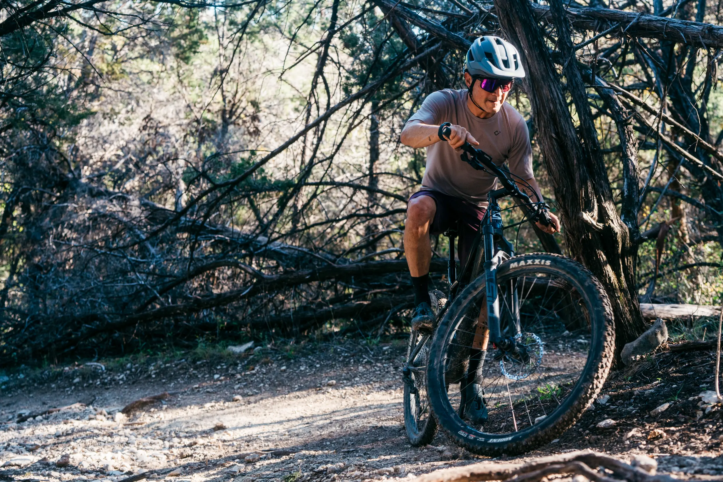 Cycling editor Seiji Ishii mountain biking in Ausitn. TX