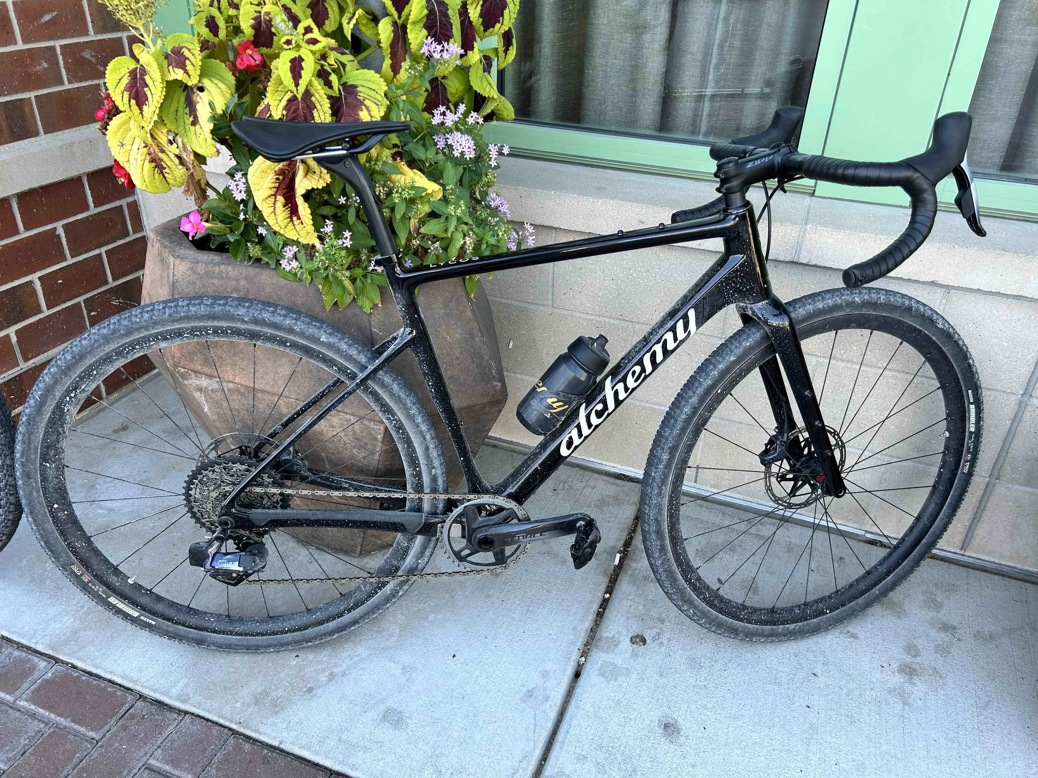 Alchemy Lycos bike. Side view.