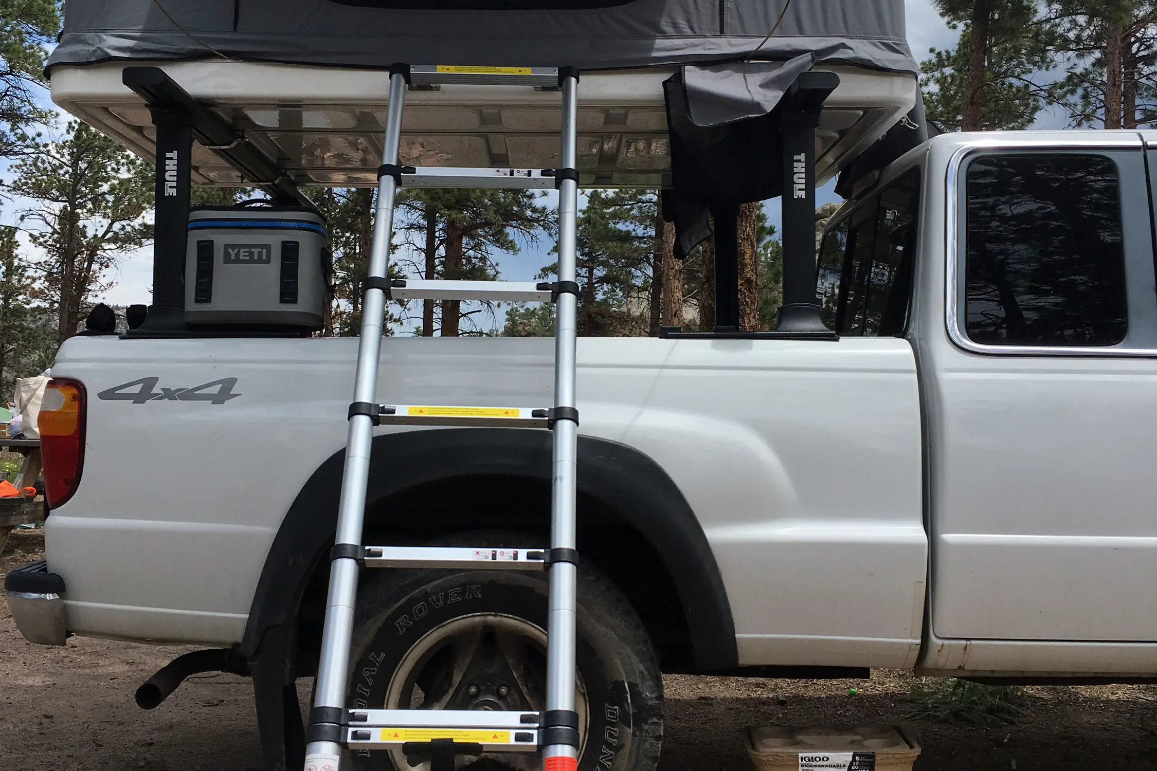 Roofnest Sandpiper rooftop tent