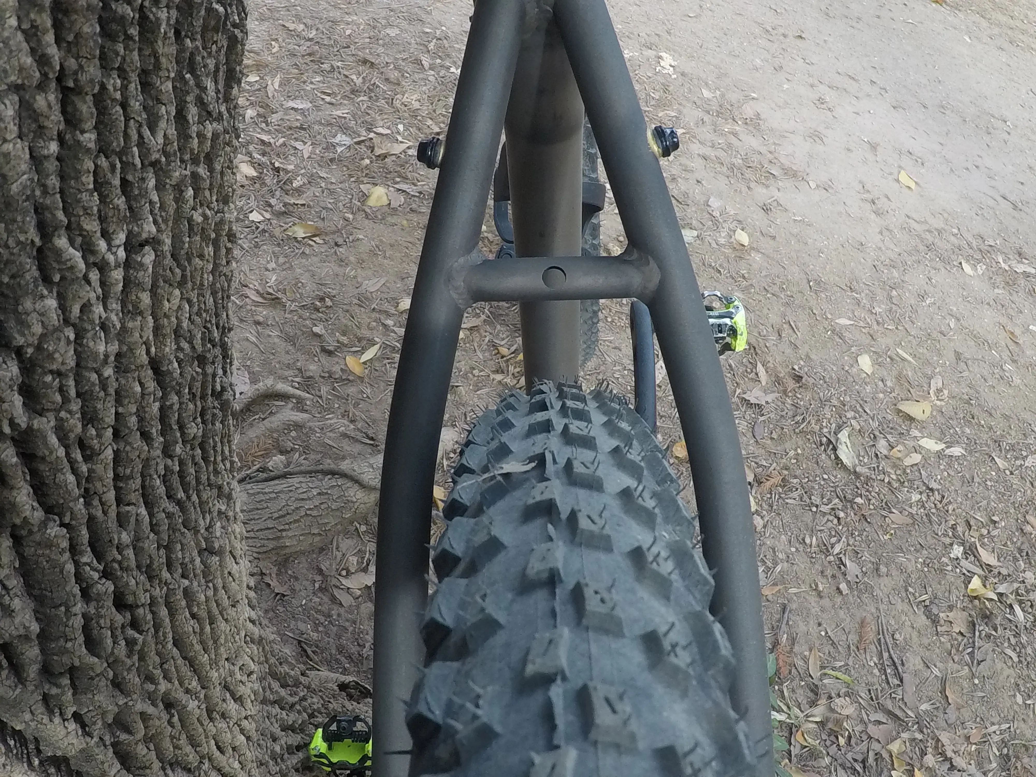 State 4130 All-Road rear tire clearance 