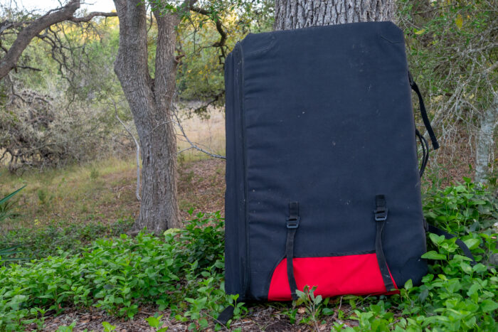 Trango Cumulus crash pad front view