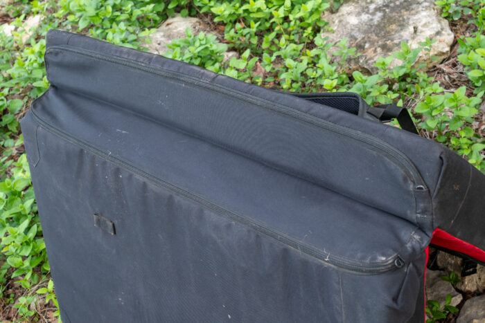 The 45-degree hinge in the Trango Cumulus bouldering crash pad