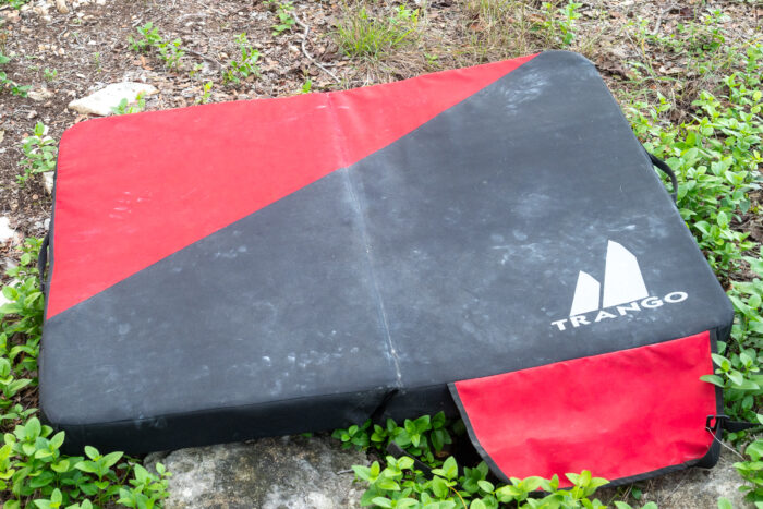 Trango Cumulus bouldering crash pad