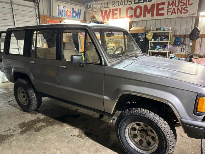 The exterior of an Isuzu Trooper