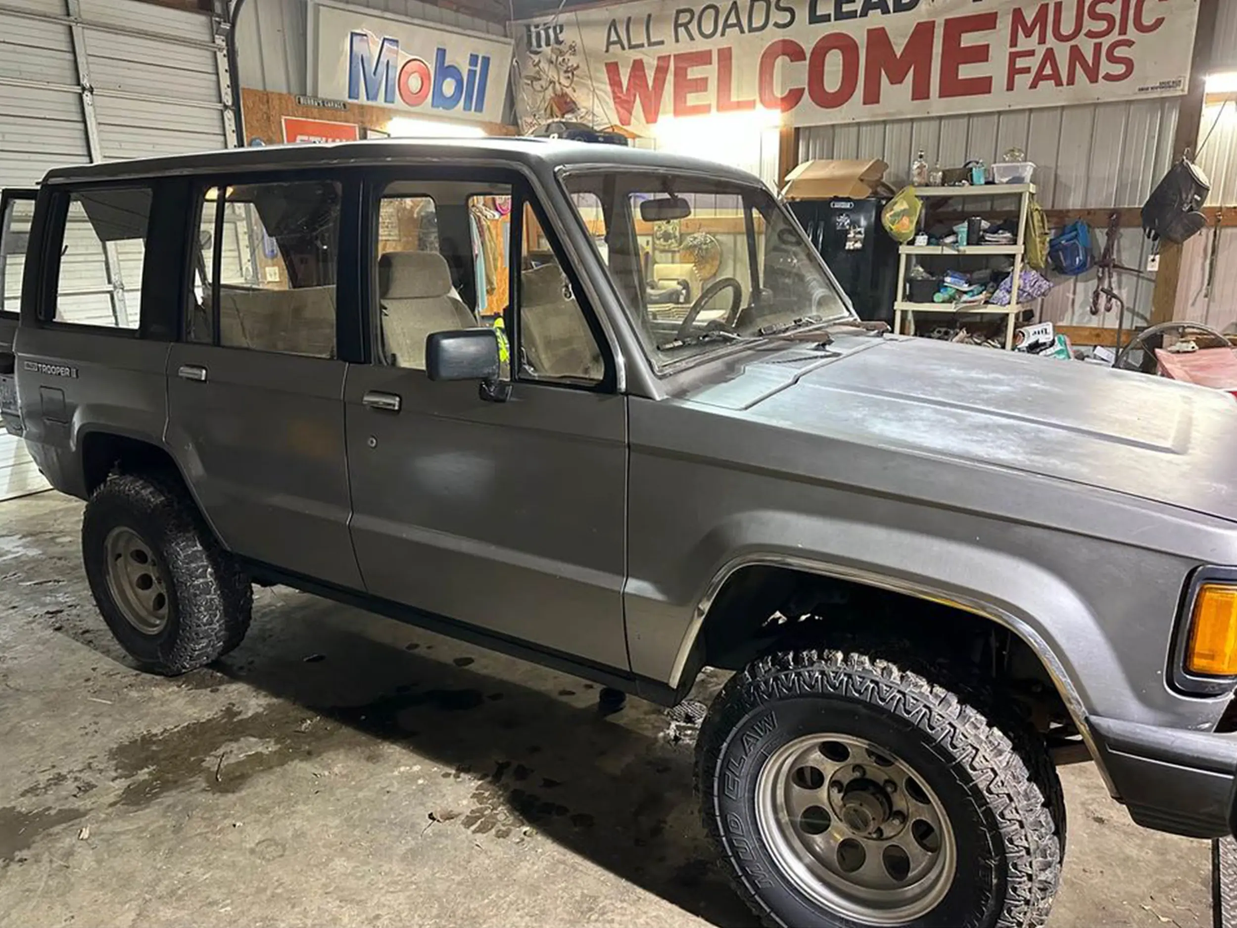 The exterior of an Isuzu Trooper