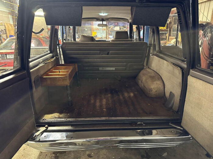The interior of an Isuzu Trooper