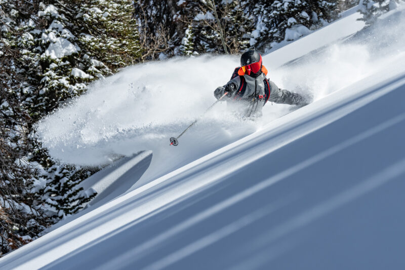 Delicious December Deals on E-Bikes, Ski Gear, Silicon Rings, and More